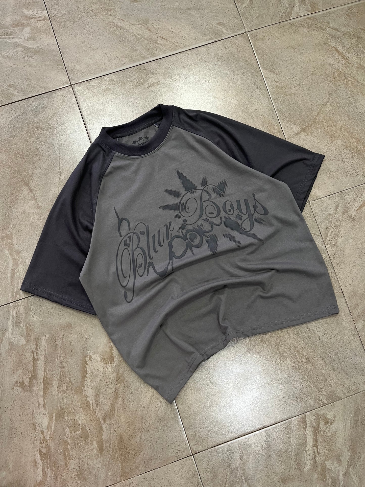 Blur Tee Grey