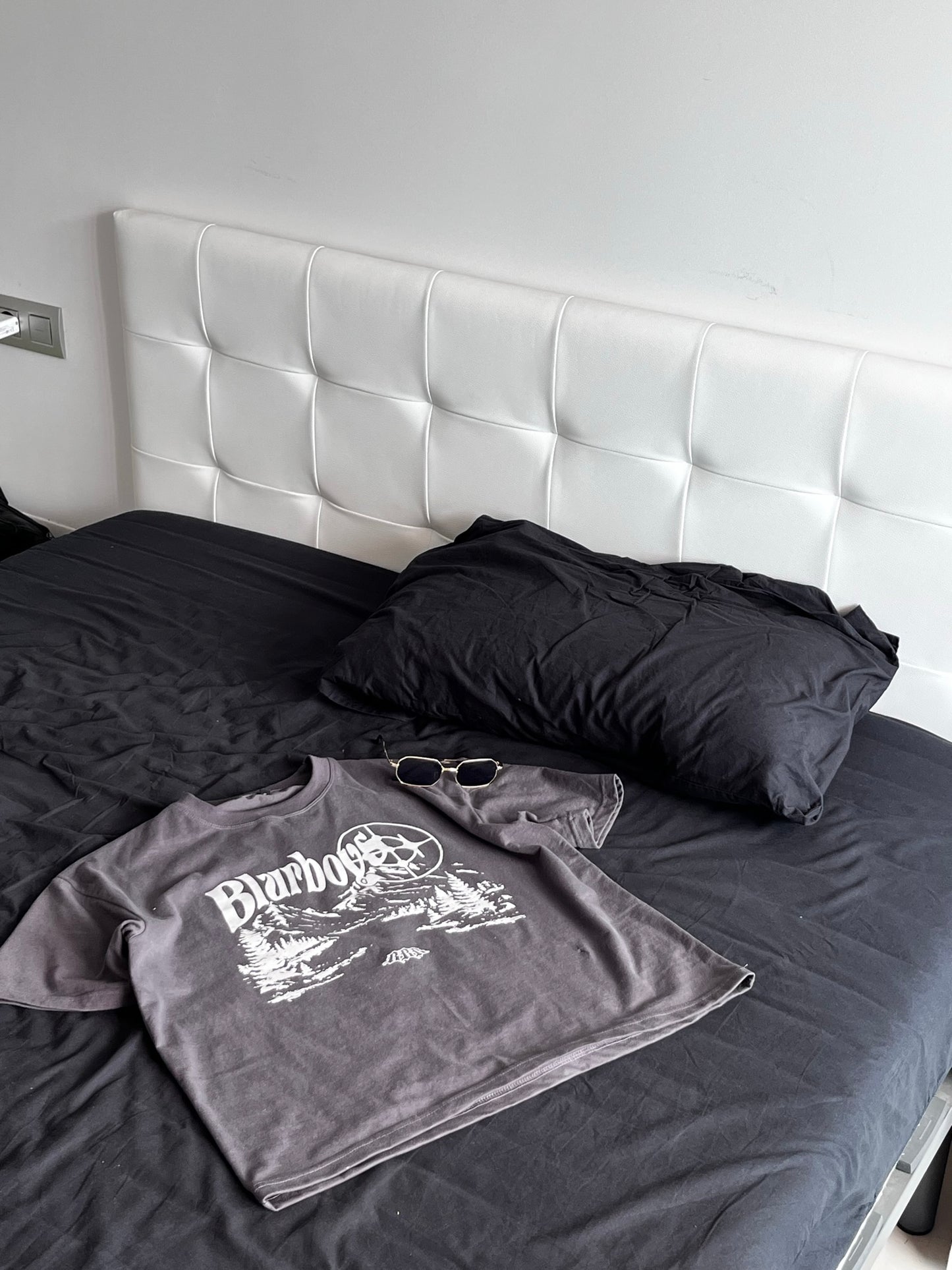 Blur Paradise T-Shirt Gray